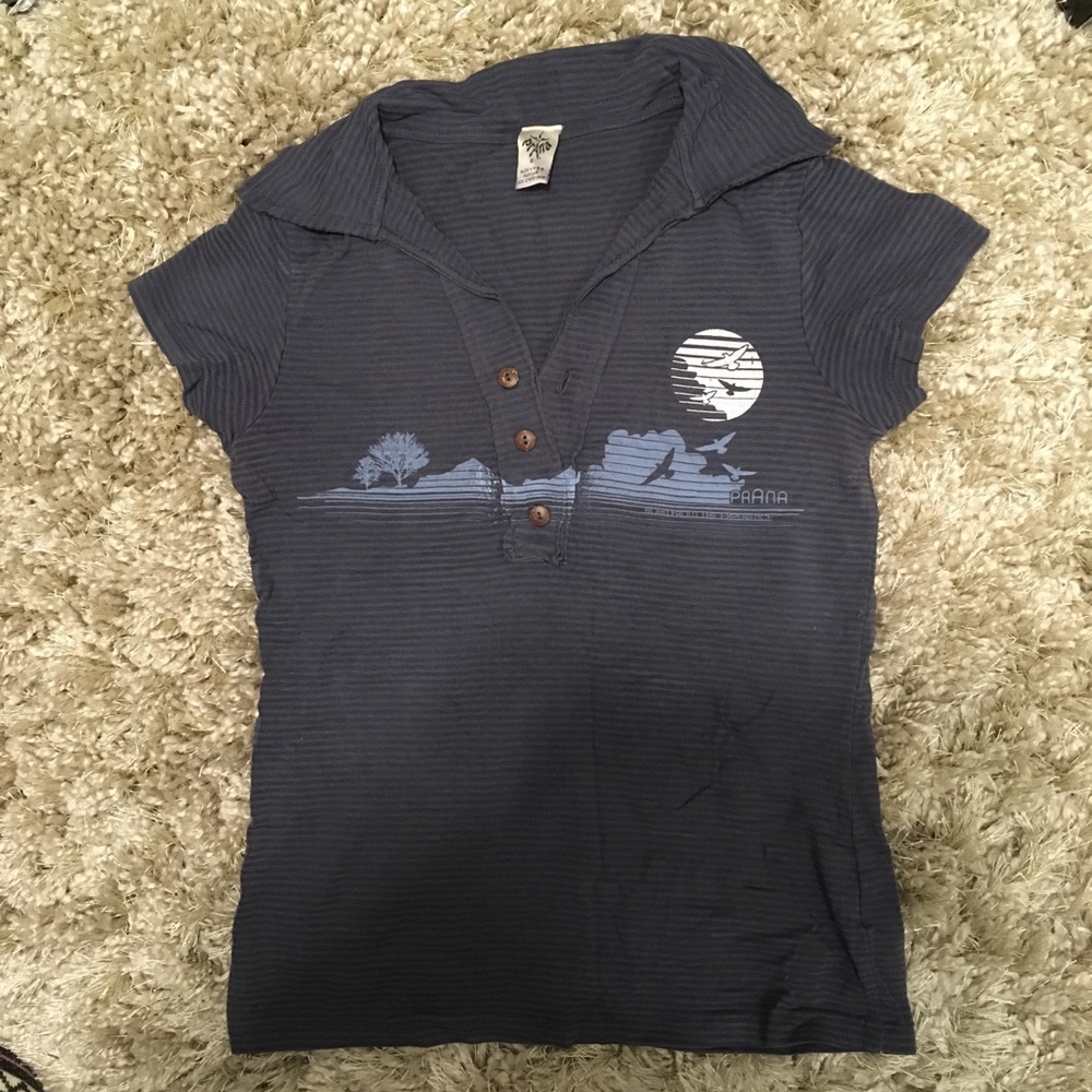 Comfy & Casual prAna shirt. Size Small